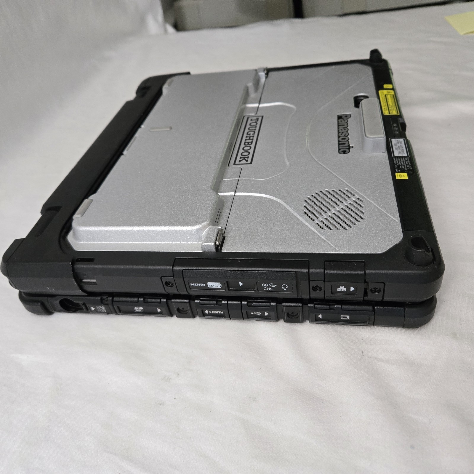 Panasonic Toughbook CF-33 i7-10810U 1.1GHz 512GB SSD 32GB Ram 4G GPS — Grade B