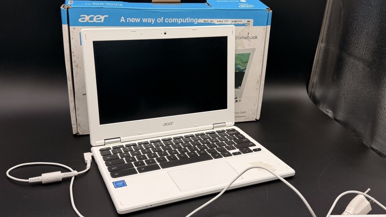 Acer Chromebook 11 CB3-132-C9M7 11.6” White Laptop