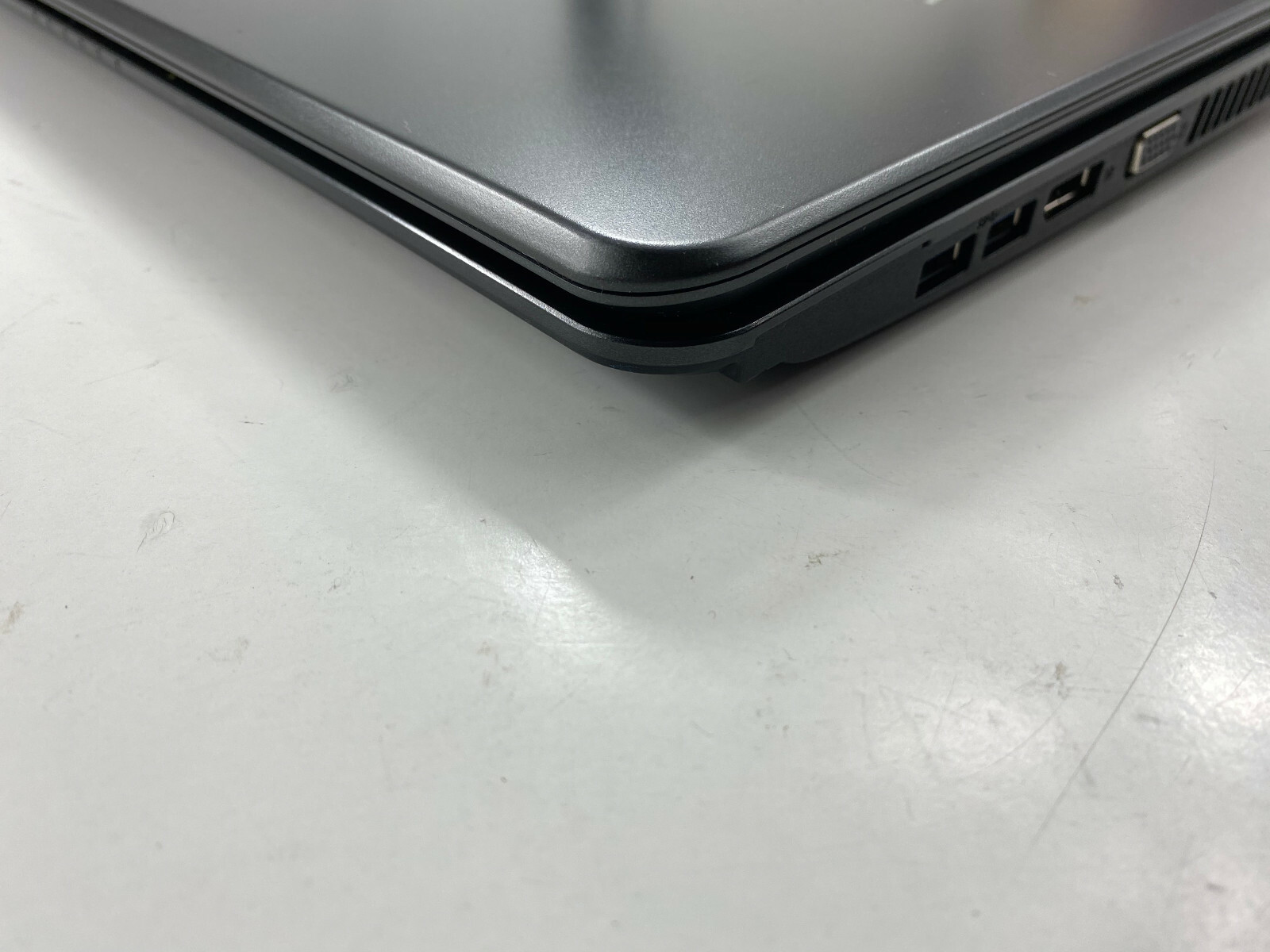 Wyse Xn0m AMD G-T56N 1.65 GHz 4 GB RAM 250 GB HDD Win10 Pro AU01-03