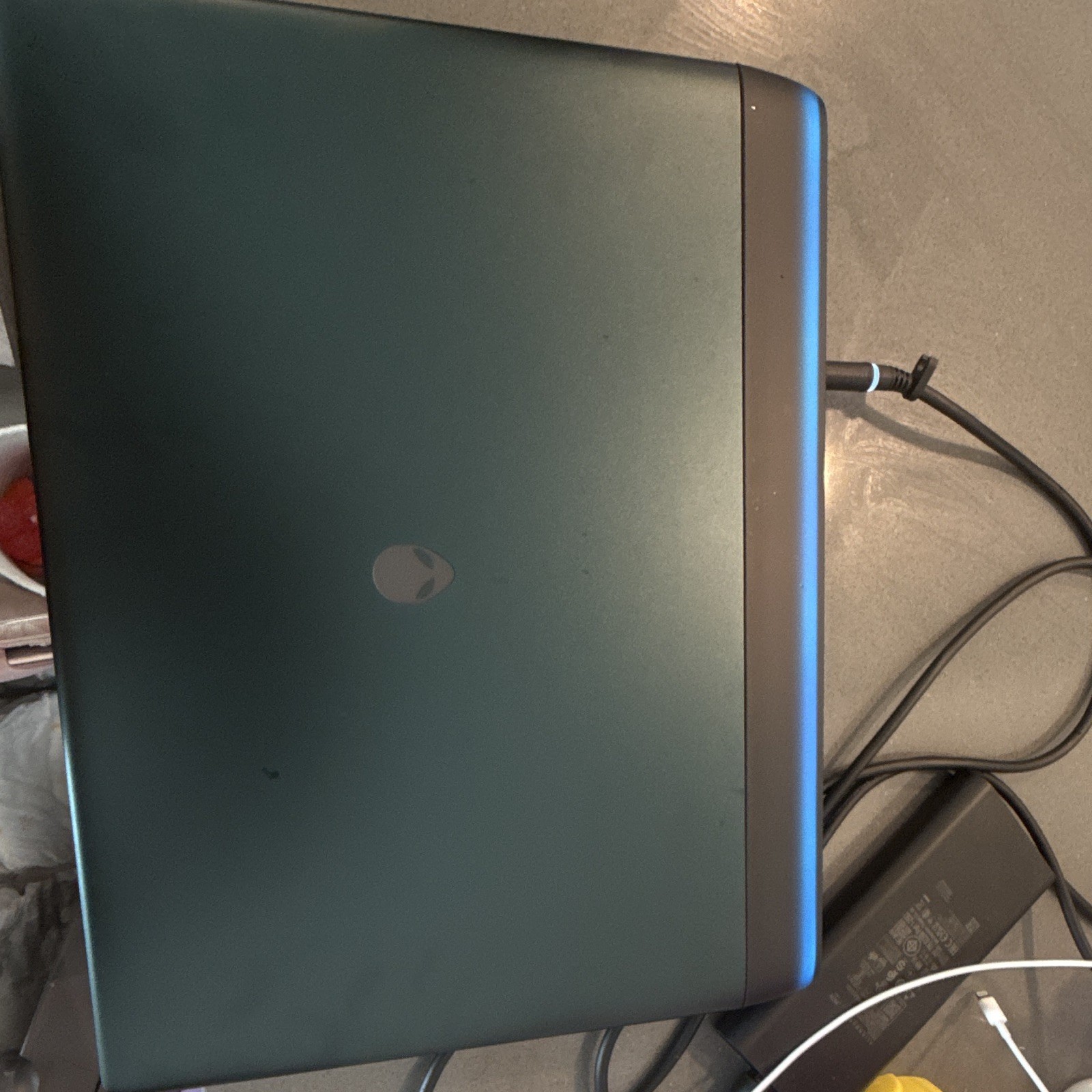 🔥 Dell Alienware 18” Area-51 Gaming Laptop – RTX 5090, i9, 64GB RAM, 2TB SSD