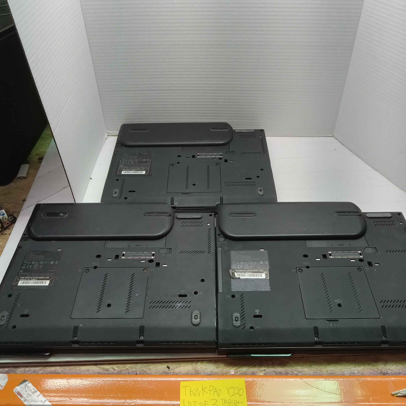 Lot of 3 Lenovo ThinkPad X220 Tablet PC Intel 2nd Gen No HDD – BROKEN READ ^