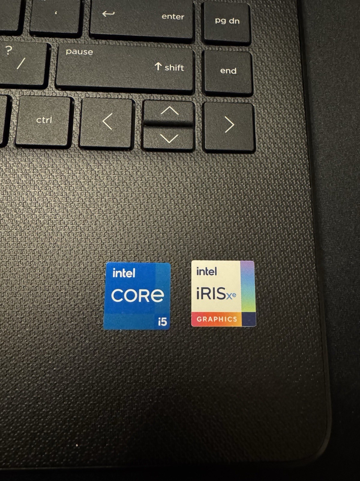 HP Laptop 14-dq500 14″ Core i5 Iris Xe Windows 11 237GB SSD Black