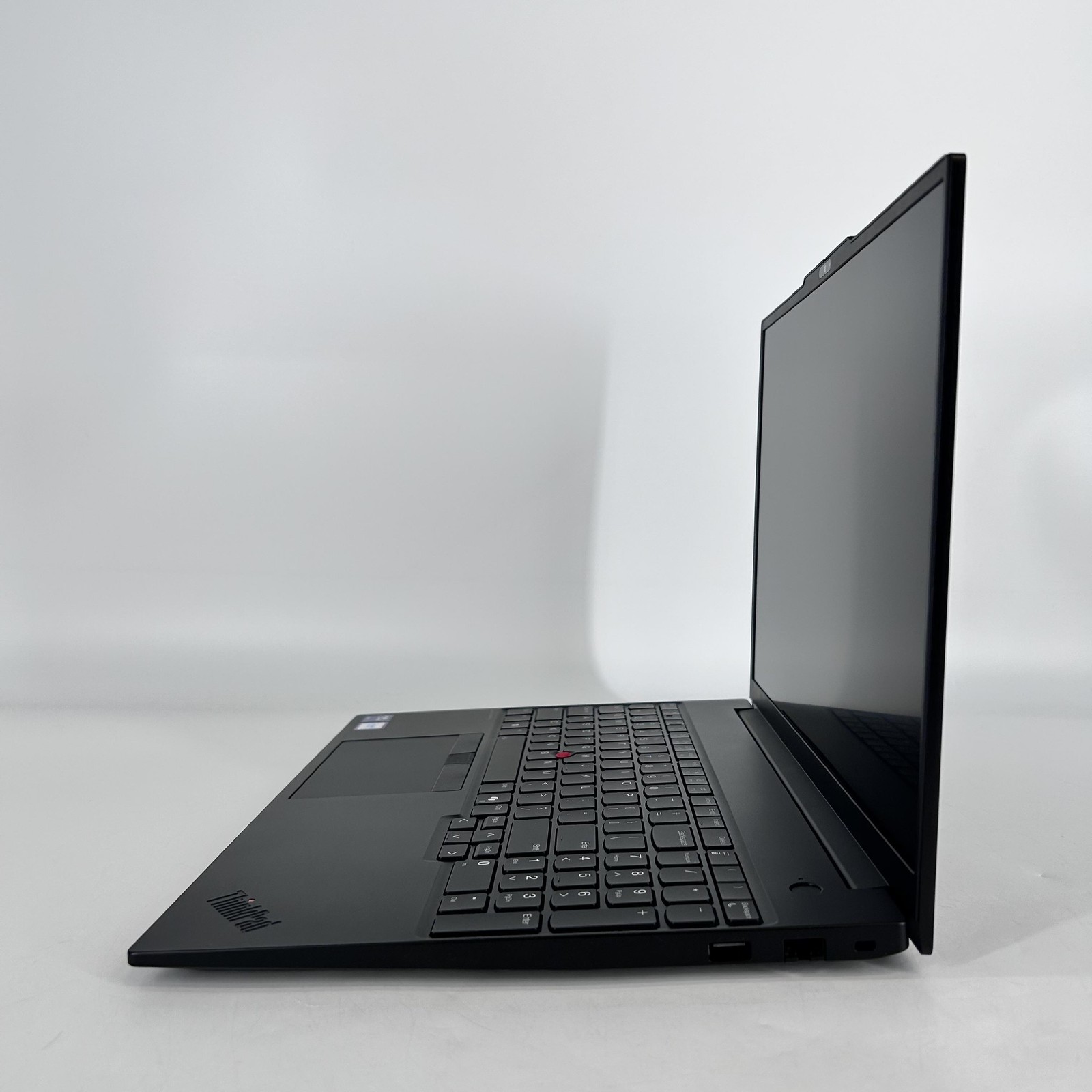 Lenovo ThinkPad E16 Gen 3 FHD+ 2.0 GHz Ultra 7 255H 16GB 512GB SSD Excellent