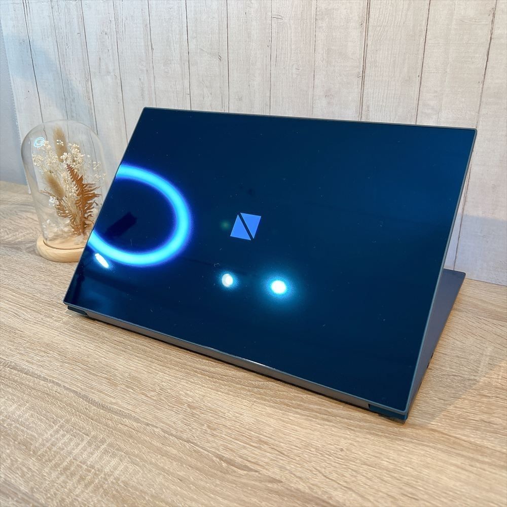 NEC LAVIE VEGA OLED 4K i7-9750H 512GB SSD 15.6″ Laptop Win11