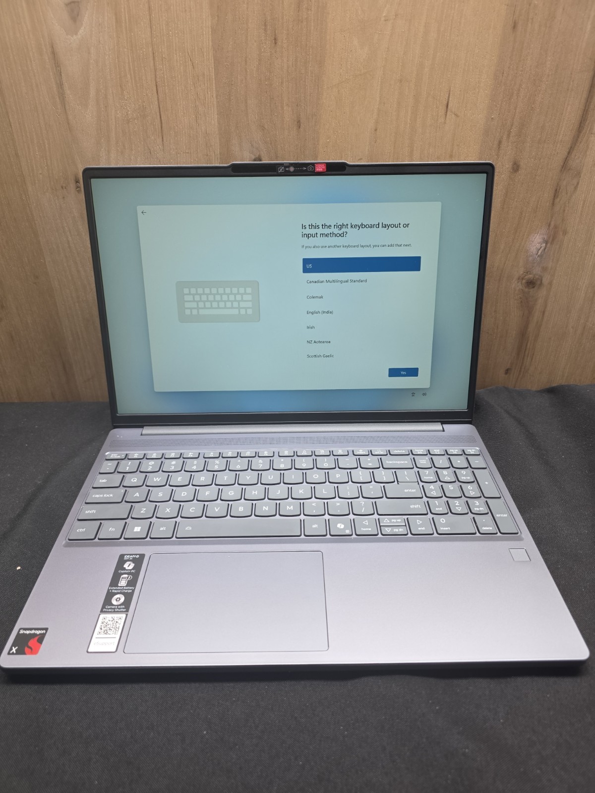 15.3″ Lenovo IdeaPad Slim 3 512GB SSD 16GB RAM Snapdragon X8