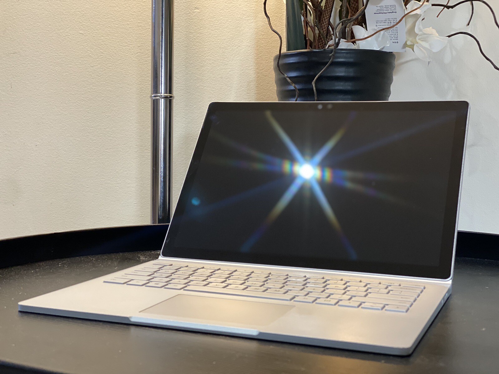 Microsoft Surface Book 13.5″ Touch i5-6300U| 2.40GHz 8GB RAM| 128GB SSD Win10Pro