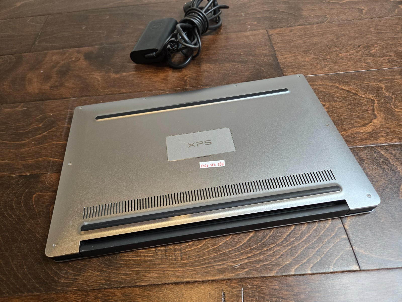 Dell XPS 9343 Laptop Intel i5 5200U 2.20GHZ 13.3″ FHD 8GB 128GB SSD Windows 11
