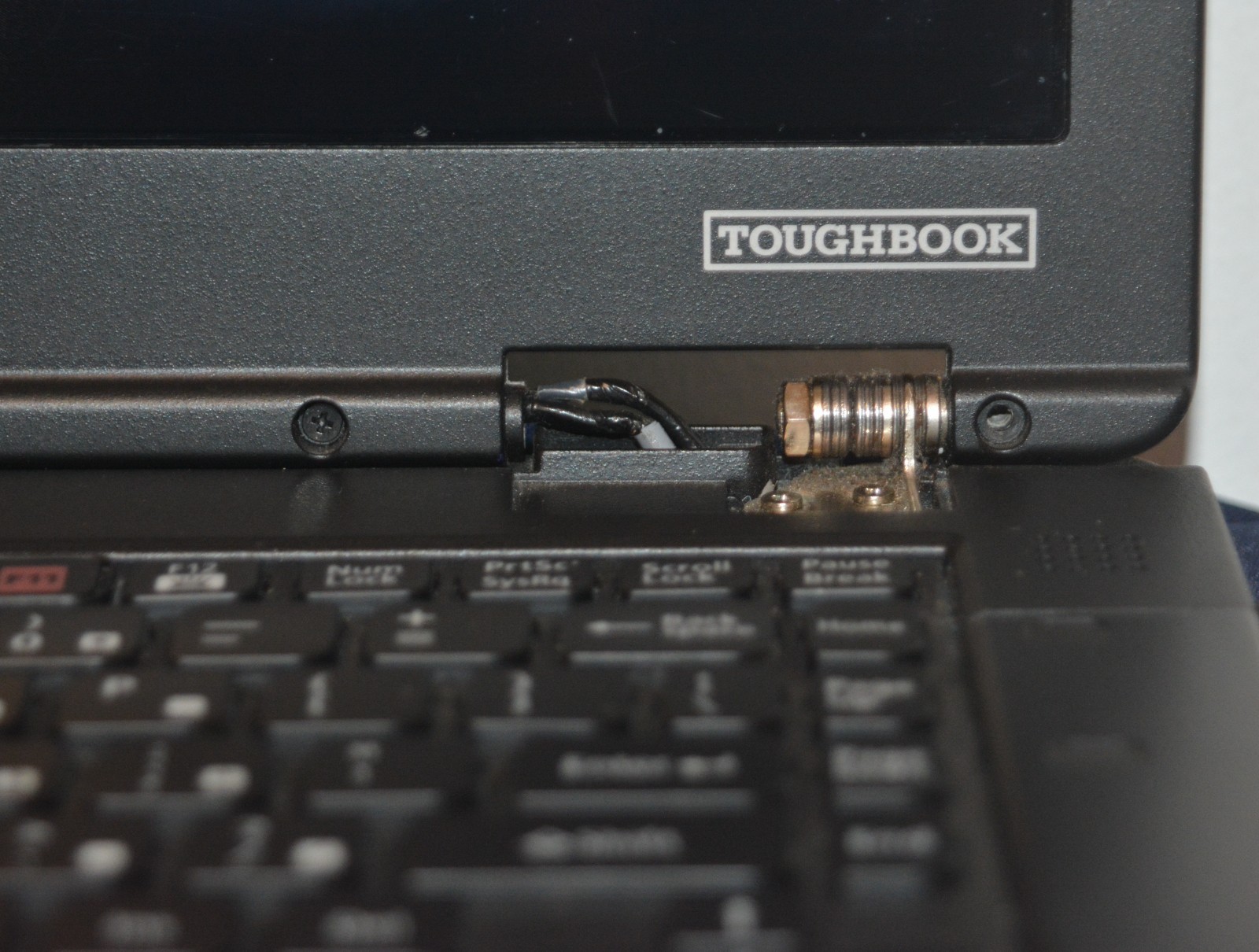 Panasonic Toughbook CF-54 Intel i5-6300U 16GB Ram No HD NO AC READ DISC.