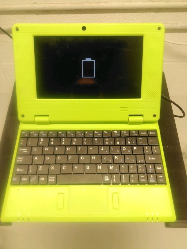 Small Laptop Green 7″ Display 2GBx32GB Android 12.0 OS Quad-Core