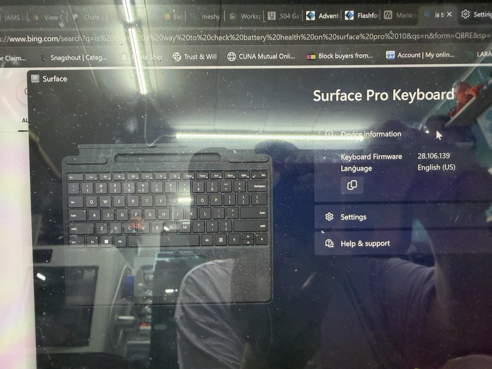 Microsoft Surface Pro Copilot+ PC 13 Inch Snapdragon X Plus + Keyboard Combo