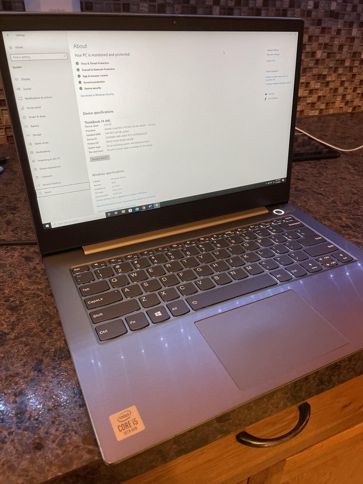 Lenovo ThinkBook 14 IML 14″ (256GB SSD, Intel Core i5 10th Gen., 4.20 GHz, 8GB)