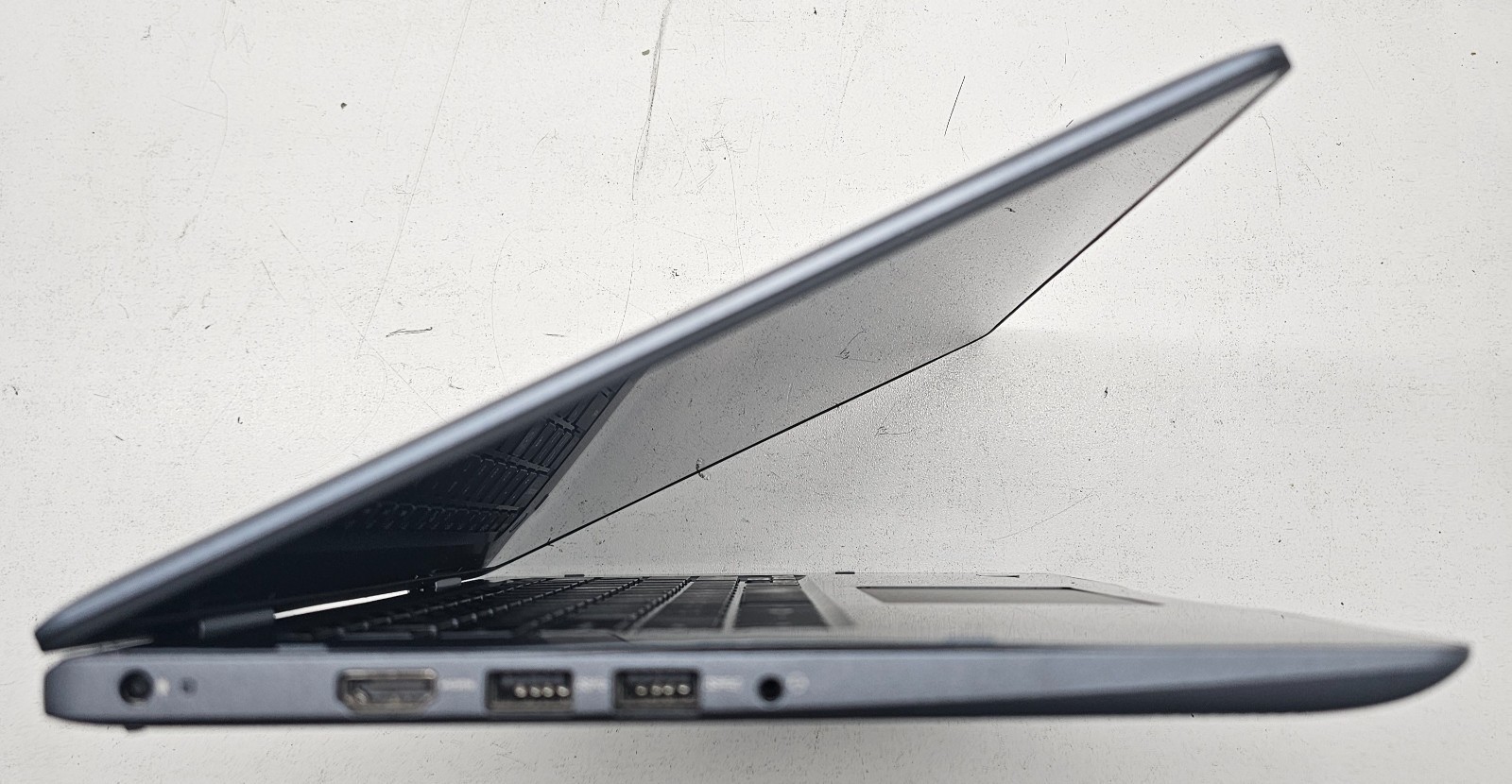 Dell Inspiron 5481 2-in-1 Laptop Intel Core i3-8145U NO RAM/HD/OS/POWER (FL)
