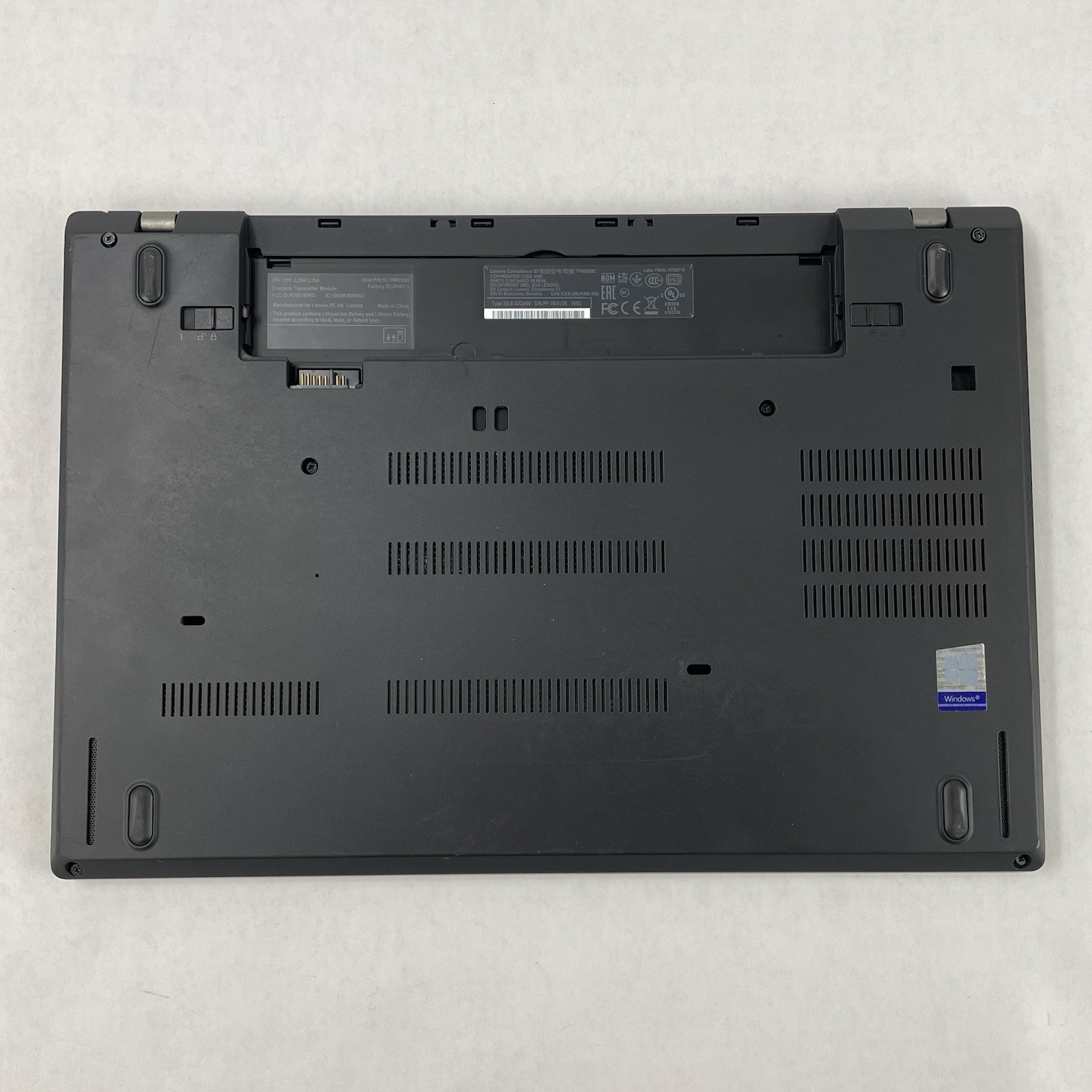 Lenovo ThinkPad T480 14″ i5-8350U 1.70 GHz 8 GB RAM No SSD/OS/AC – Bad Bottom
