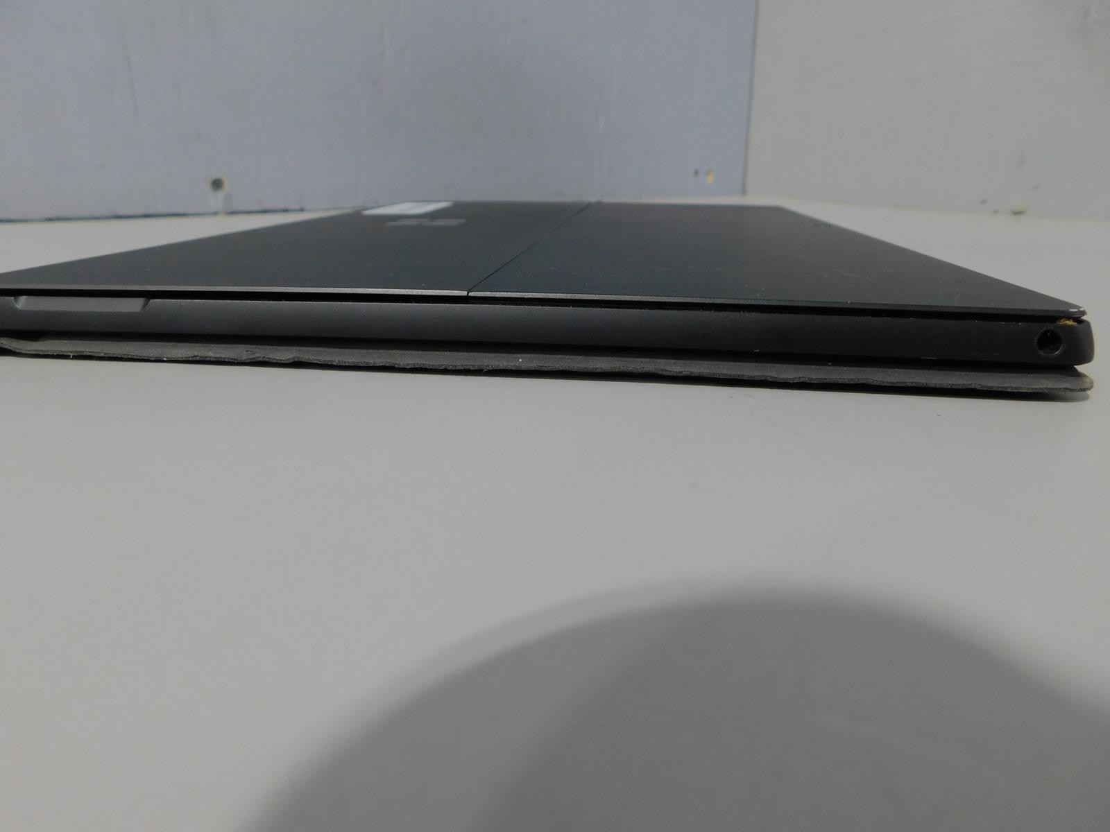 Microsoft Surface Pro 7 Core i7-1065G7 1.3GHz 16GB RAM (Bad Drive) PONW