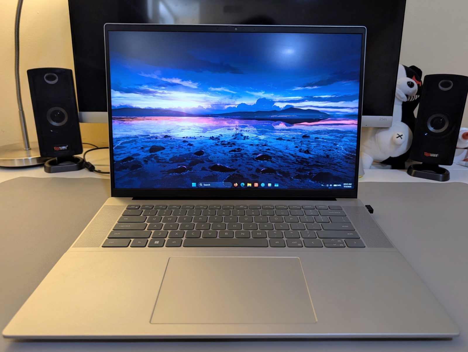 Dell Inspiron 16 5635 (Ryzen 7 7730U, 16GB, 1TB SSD, Windows 11 Home)