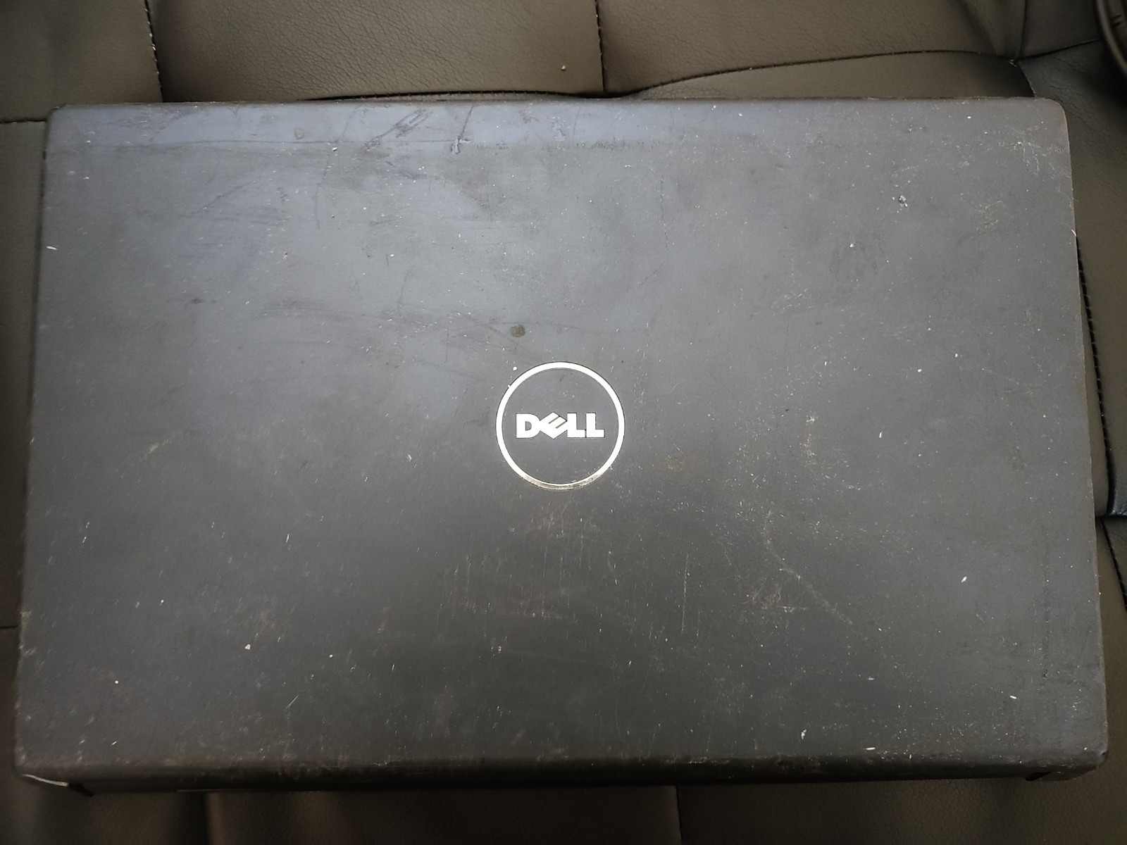 Dell Studio 1555 15.6″ Core 2 Duo 2.40GHz 120 GB SSD Linux Mint w/ Charger