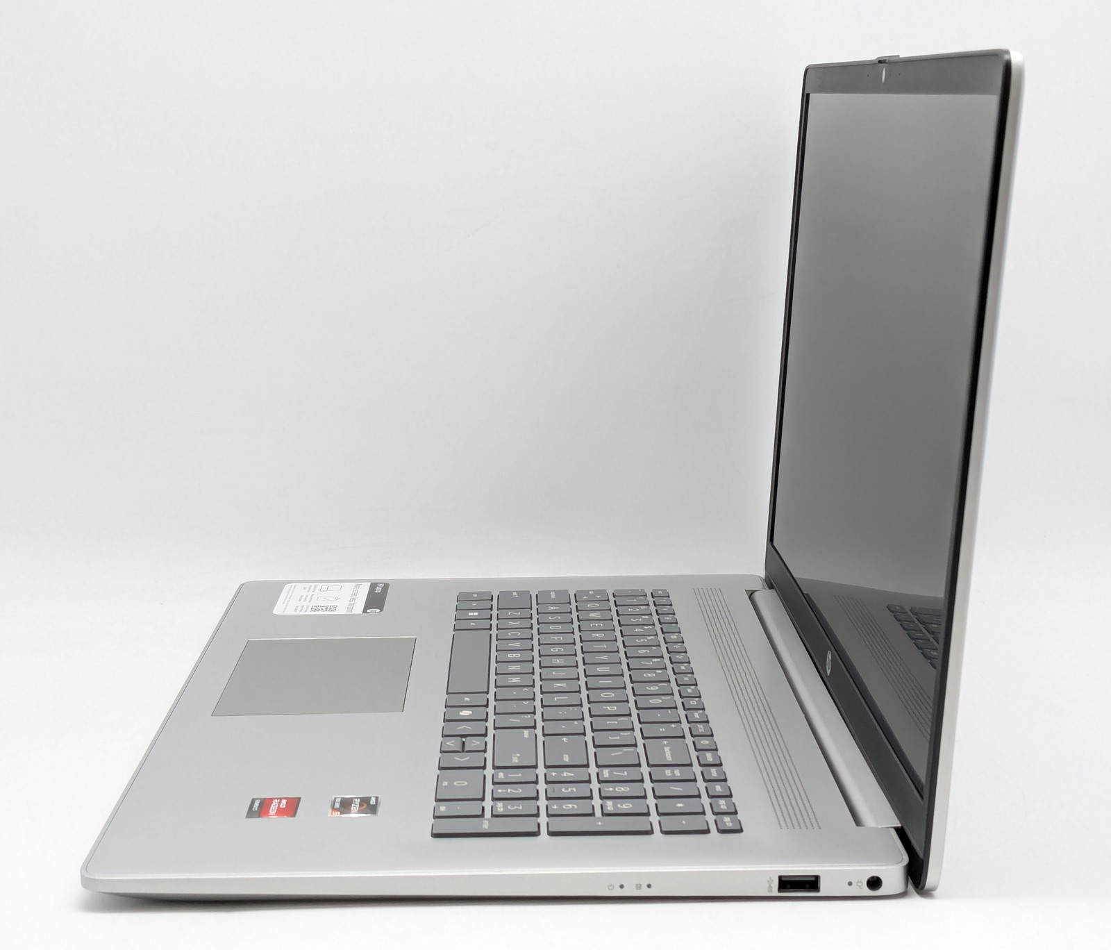 HP Laptop 17-cp2025dx 17.3″ AMD Ryzen 5 7520U 8GB DDR5 512GB SSD Windows 11 Home