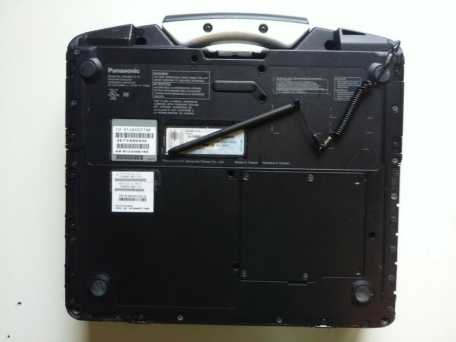 Panasonic Toughbook CF-31 MK2 2.50GHz TOUCH SCREEN, 256GB WIRELESS WIN10 PRO