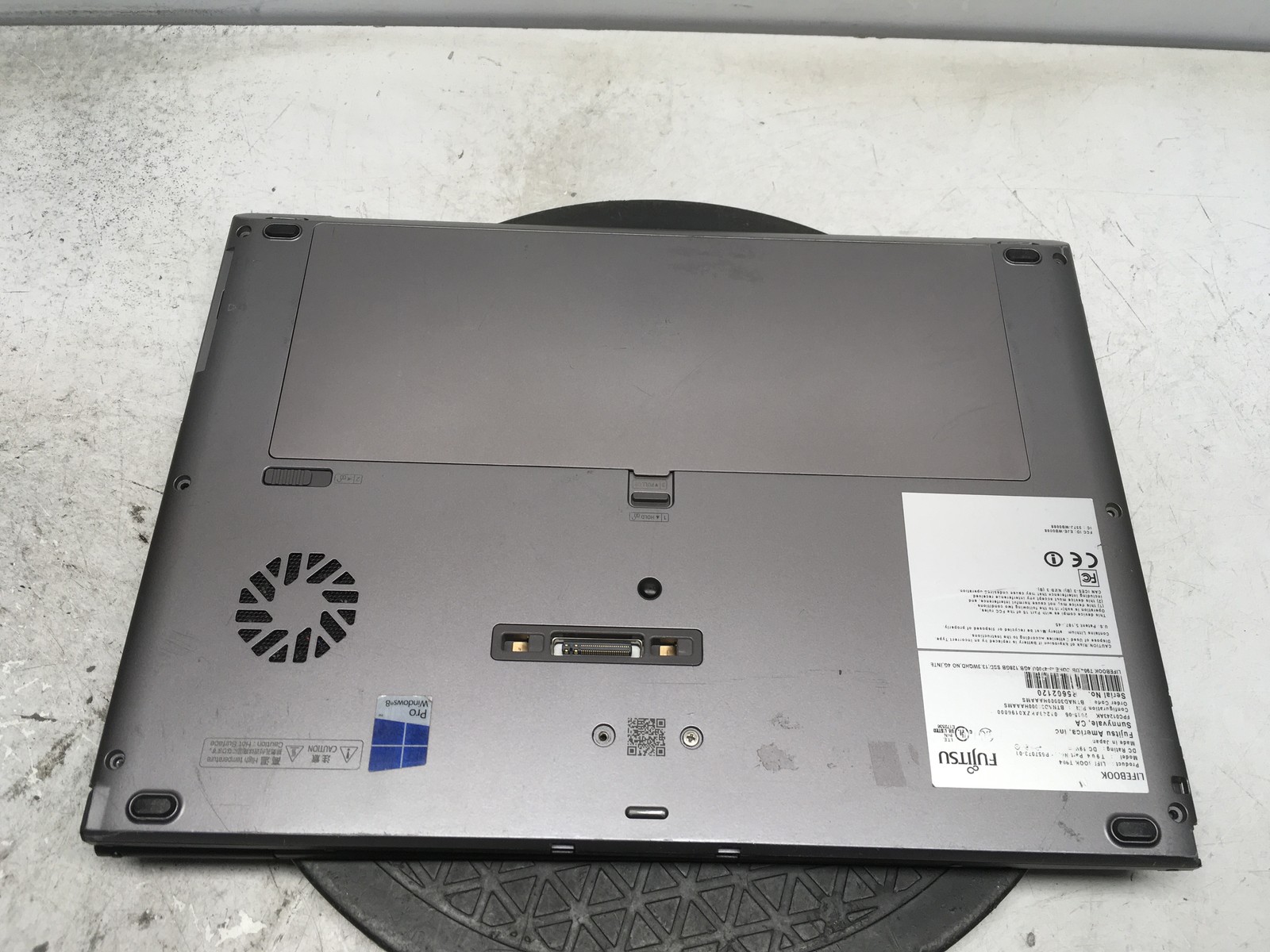 Fujitsu LifeBook T904 Intel i5-4300U 1.9GHz No RAM NO HDD No Batt