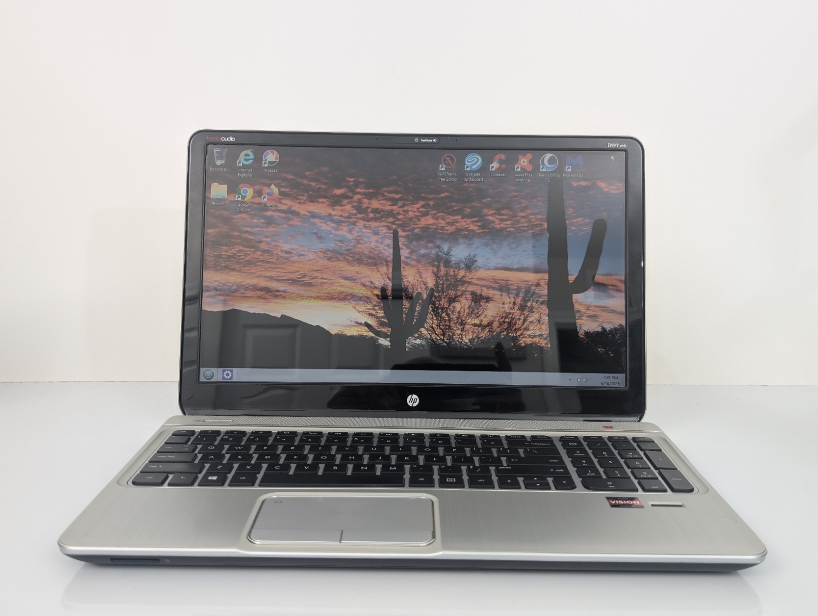 HP Envy M6 15.6″ AMD A10-4600M 2.3GHz Win8 Beats