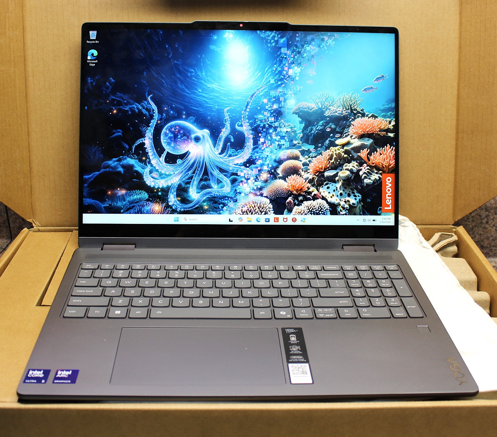 Lenovo YOGA 7 2-In-1 Computer With Box- Keyboard and Mouse