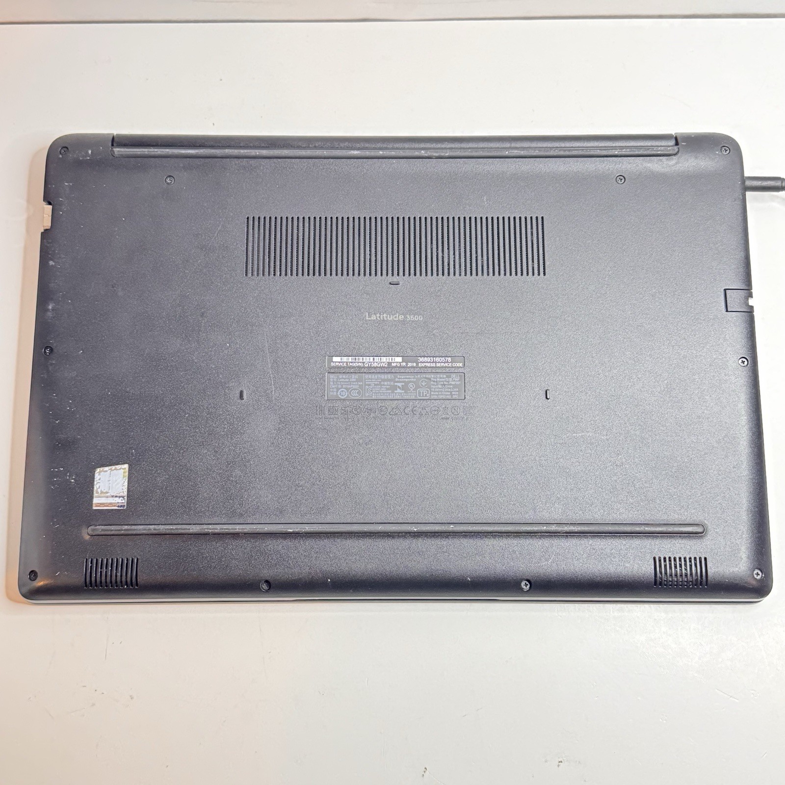 Dell Latitude 3500 15″ Laptop i5-8265U @ 1.6GHz 8GB RAM 500GB HDD Windows 11 Pro