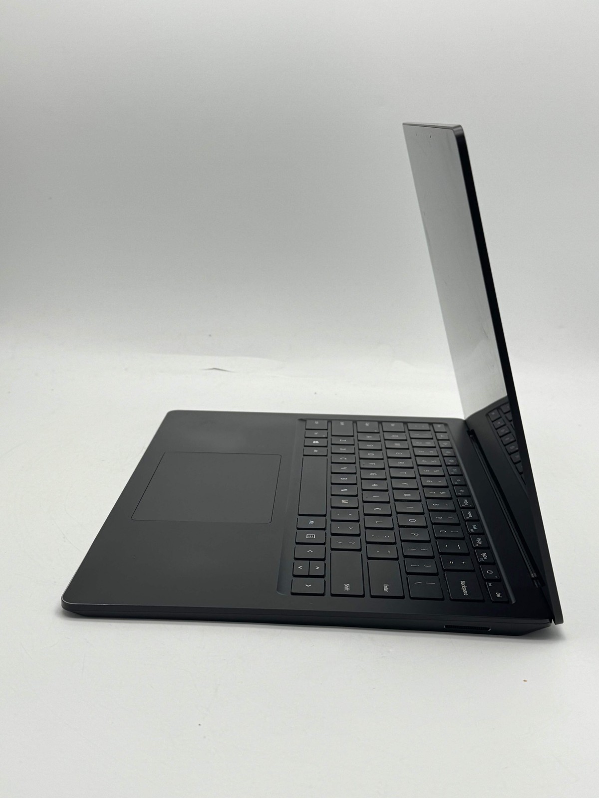 Microsoft Surface Laptop 4 1951 Core i5 11th Gen 8GB 256GB Black For Parts