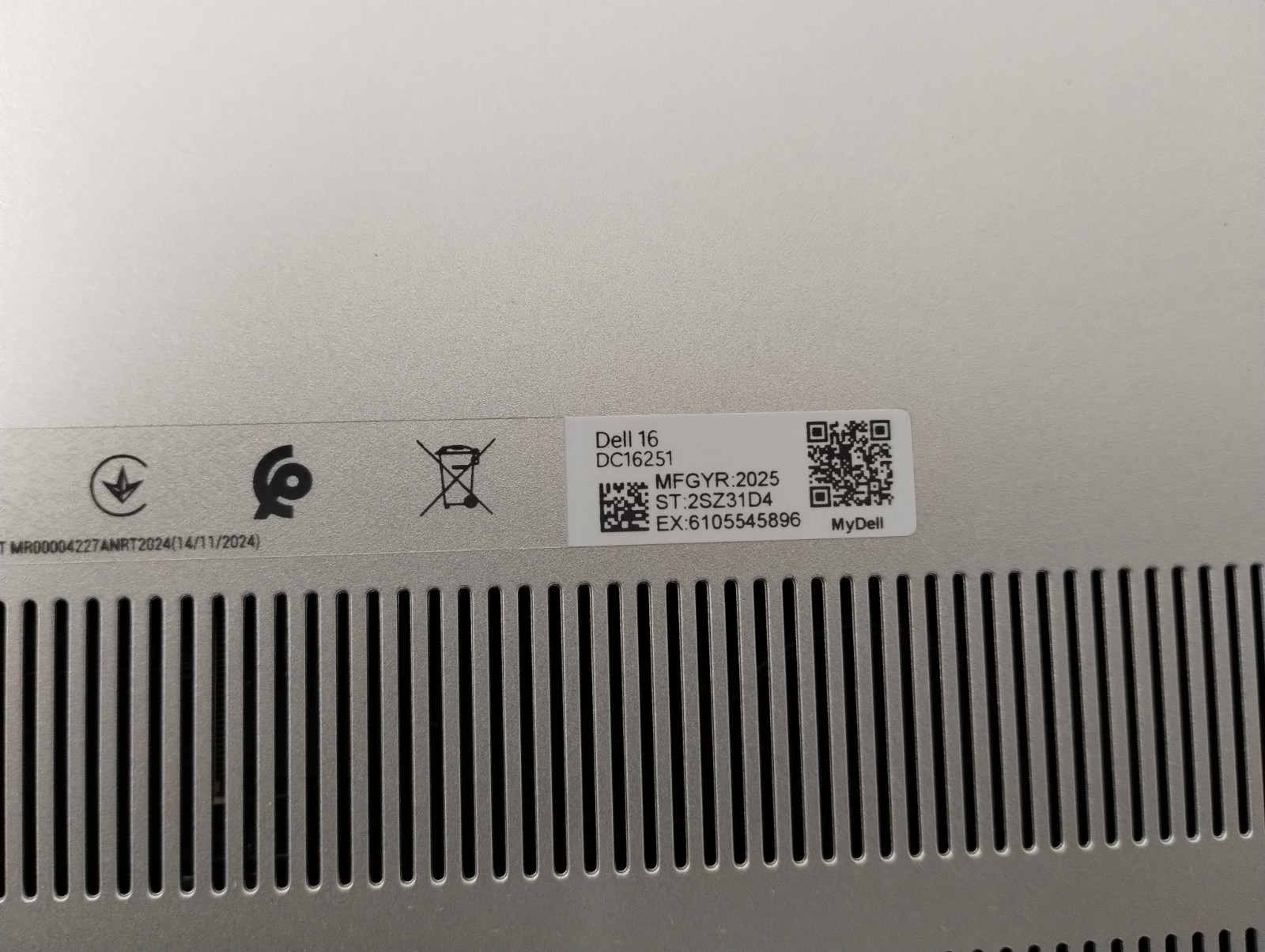 DELL 16 DC16251 F5J3K, Intel Core 7 150U, 1.80 GHz, 32 GB RAM, 1 TB NVMe SSD