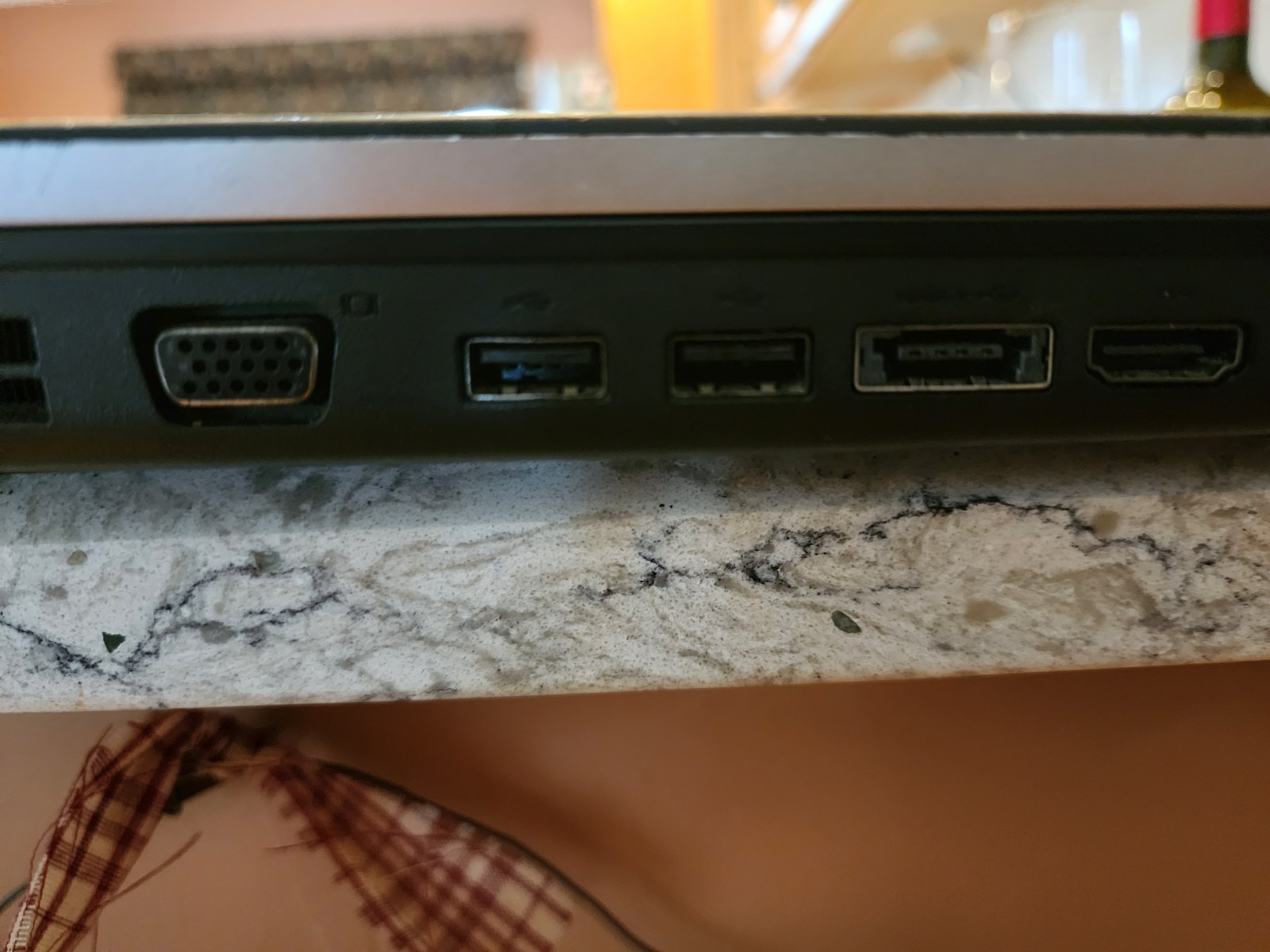 Lenovo ThinkPad Edge E520 15.6″ i5-2430M 8GB 500GB HDD Win10 Pro Black