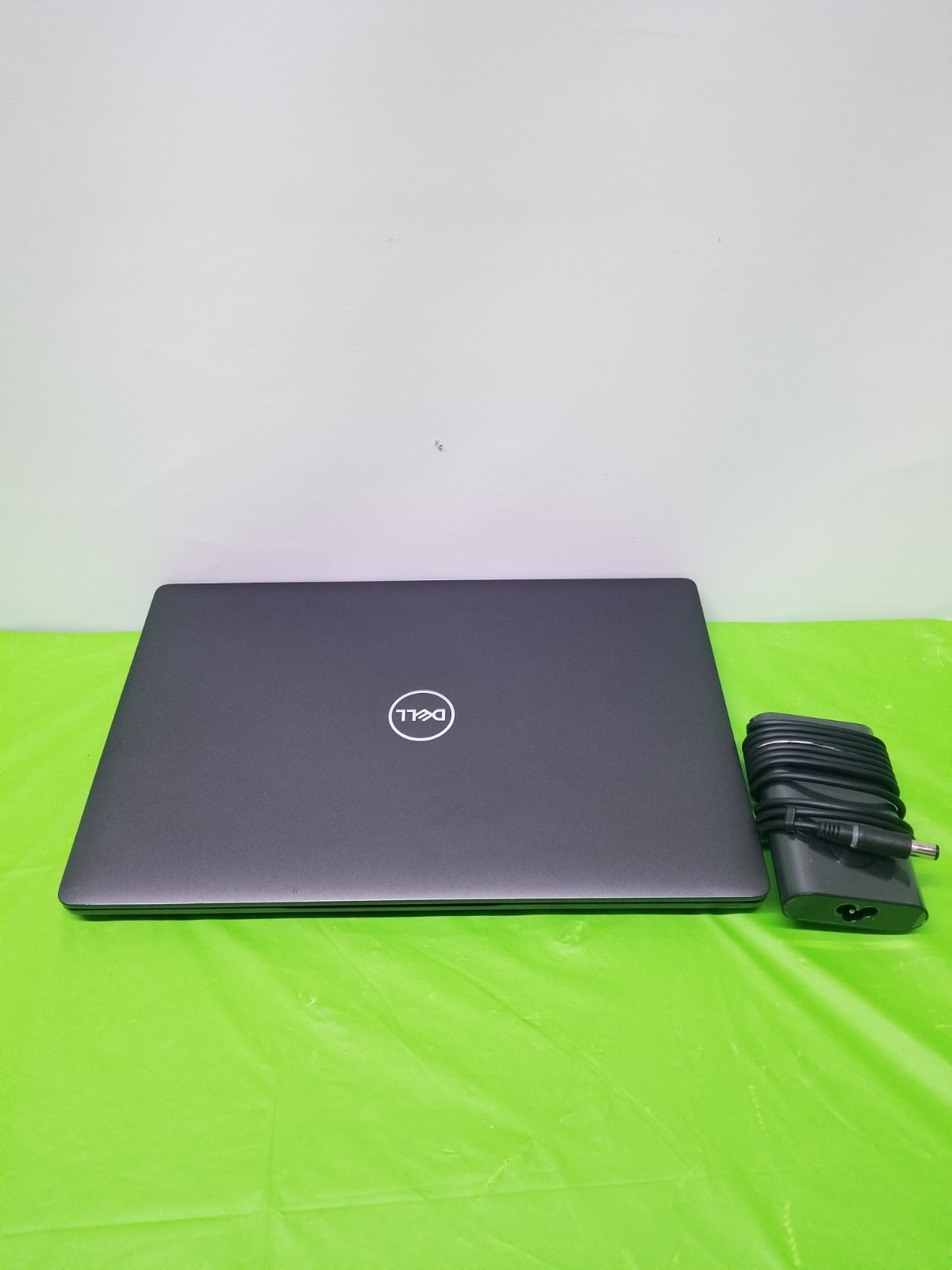 Dell Latitude 5400 14″ FHD i7-8665U 1.9GHz 512GB SSD 16GB RAM WIN 11 Pro