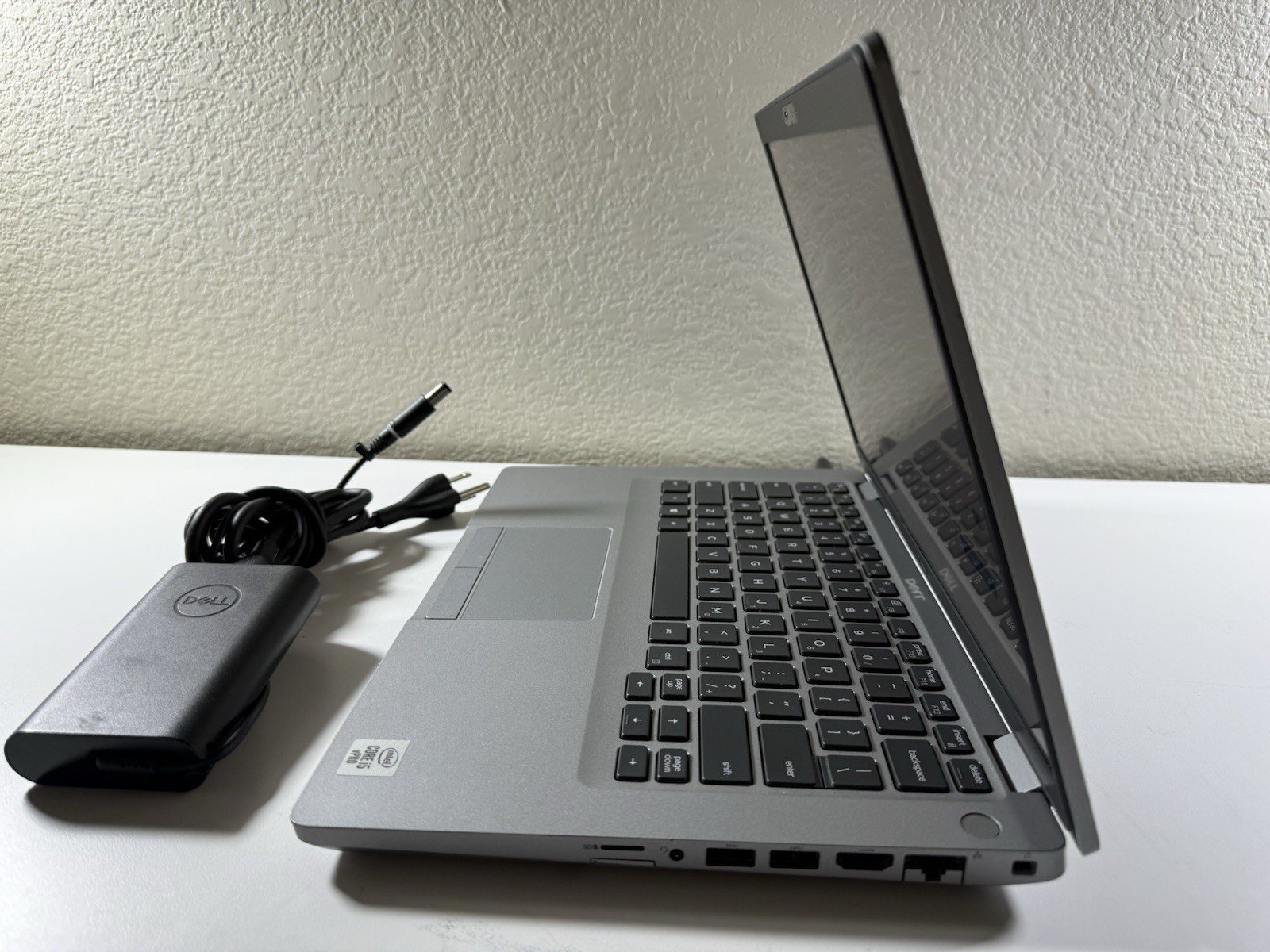 Dell Latitude 5411 14″ FHD Touch i5-10400H 4GB RAM 128GB SSD Win11 No Battery