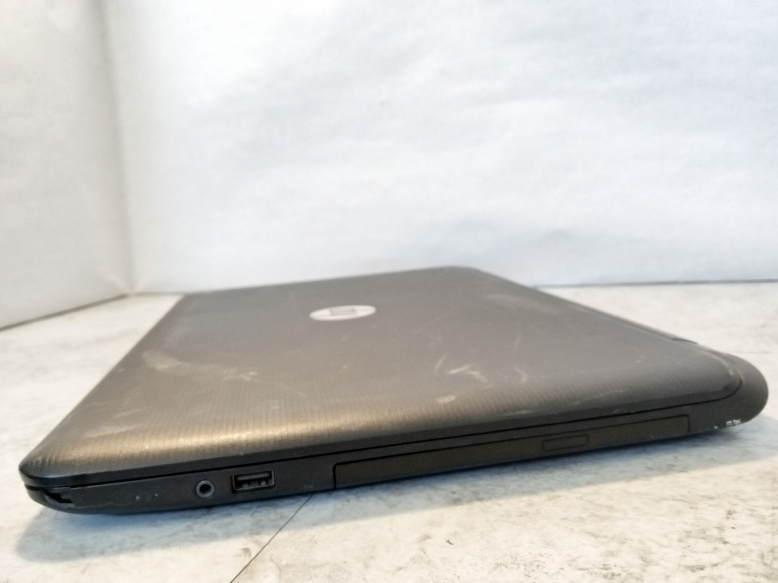 HP 17-P110NR 17.3″ Laptop AMD A6-6310 Radeon R4 Graphics 6GB RAM *READ -FM