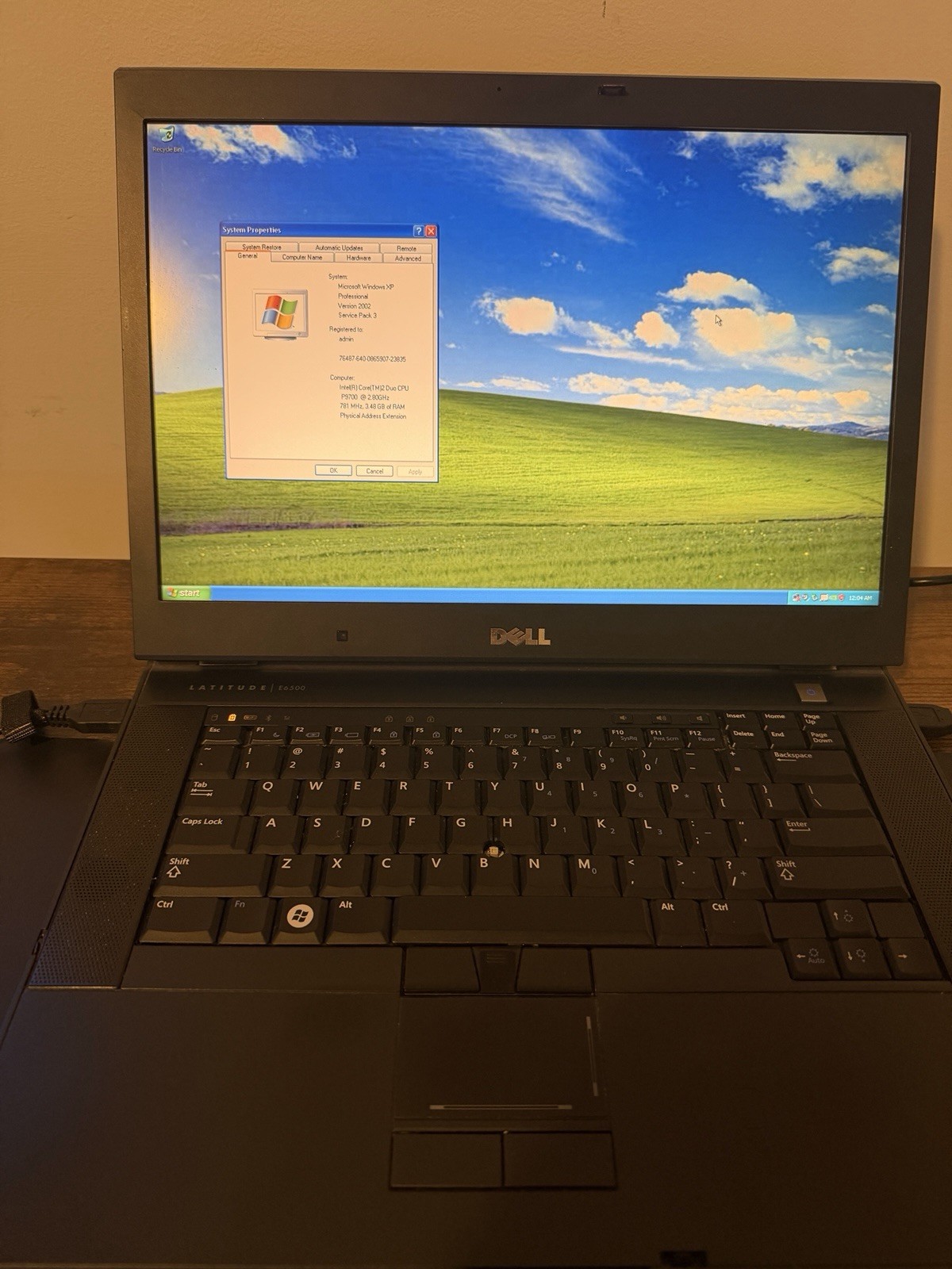 Dell Latitude E6500 laptop Core 2 Duo P9400 @ 2.53GHz 4GB RAM Win XP