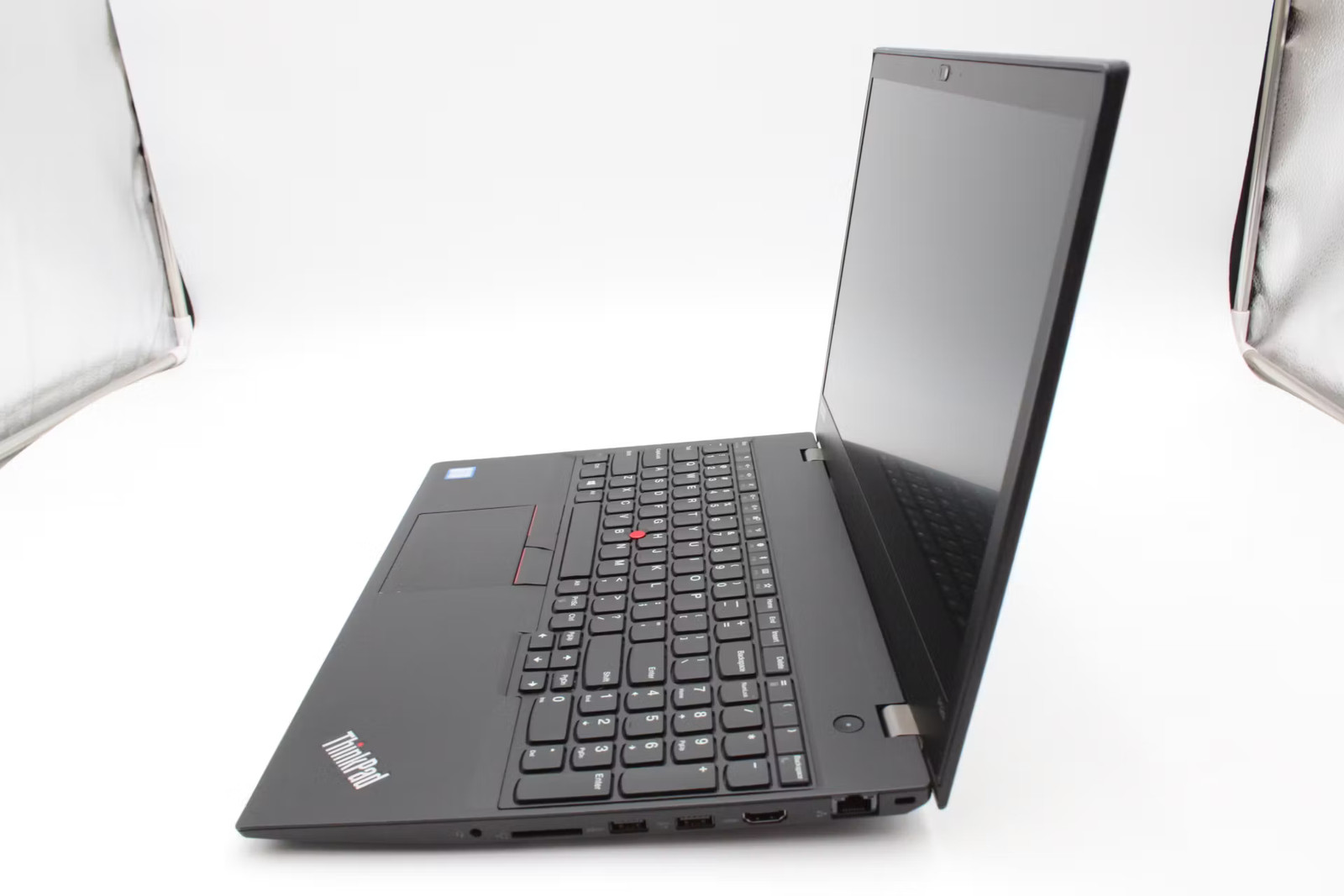 Lenovo ThinkPad P52s Used 15.5″ i7-8650U, 256GB NVMe, 16GB RAM, P500