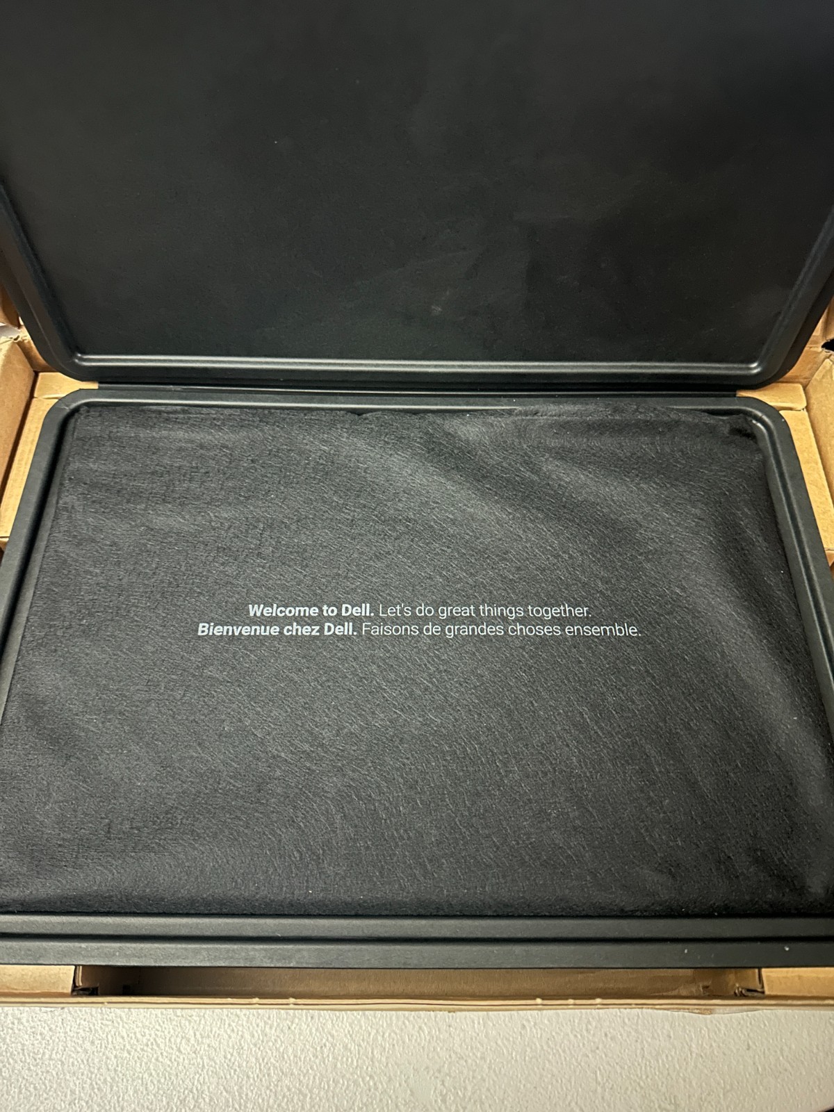 Dell XPS 14.5 DA14250 OLED – Ultra 7 255H RTX 4050 64GB RAM 2TB SSD 3.2K OLED