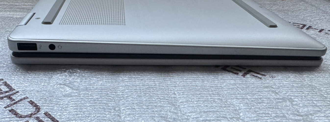 HP OmniBook 5 Flip 14″ 2K Touch 2-in-1 Laptop Core 7 150U 16GB 512GB 14-fp0023dx