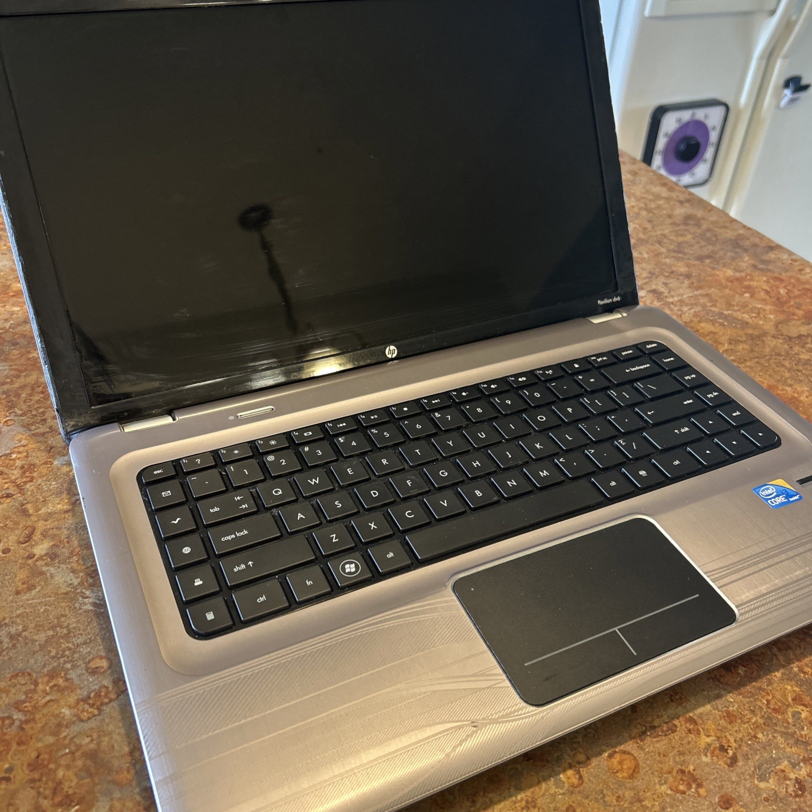 HP Pavilion Dv6 i3-370@2.4GHz 4GB DDR3 PARTS Powers On