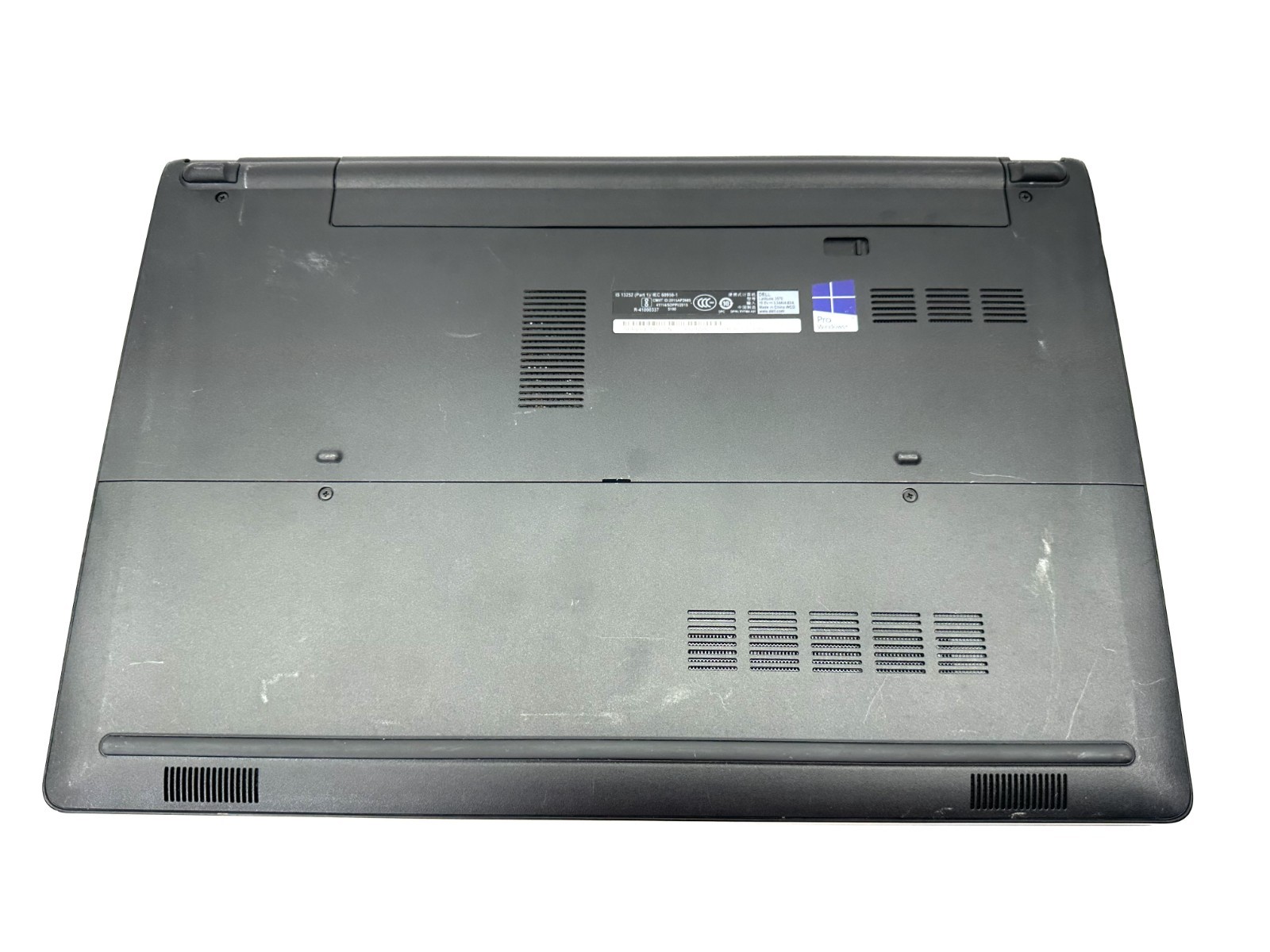 Dell Latitude 3570 Intel i5-6200U, 2.3Ghz 4GM RAM 500GB SATA HHD WIN 10P Charger