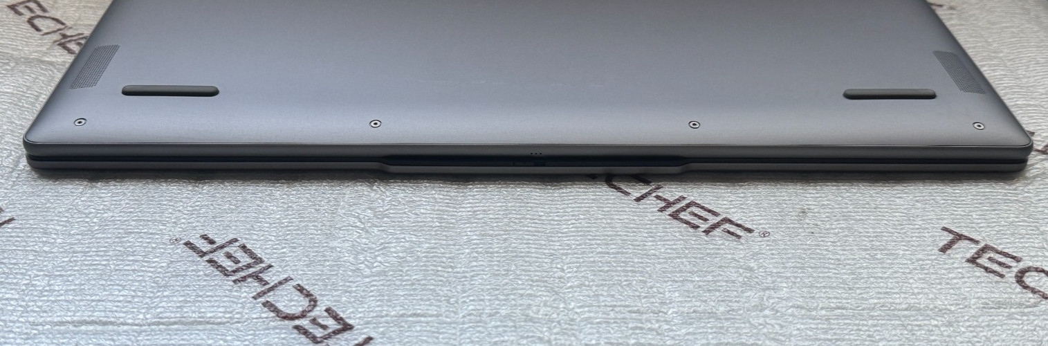 Lenovo Yoga 7i 2-in-1 16″ 2K Touch Laptop Ultra 7 256V 16GB RAM 1TB SSD