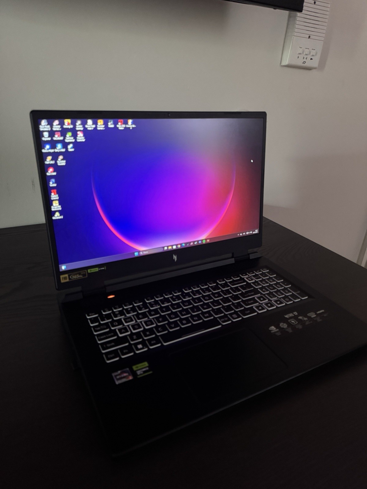 Acer Nitro 17 Gaming Laptop AMD Ryzen 7 7840HS 17.3 NVIDIA GeForce RTX 4050 16GB
