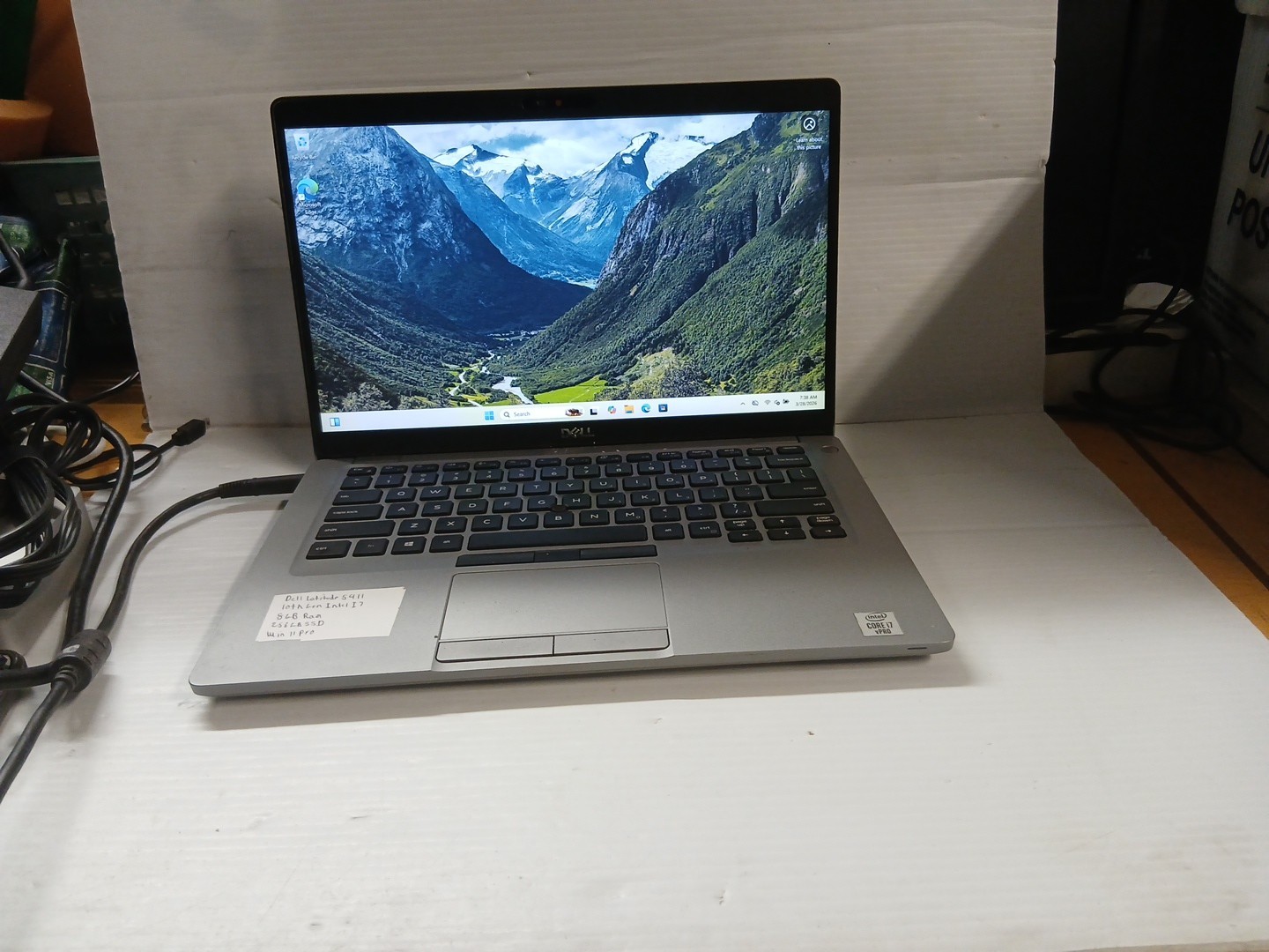 Dell Latitude 5411 i7-10850H 8GB NVMe 256GB FHD non-touch TB3 FP+SC IR Cam vPro