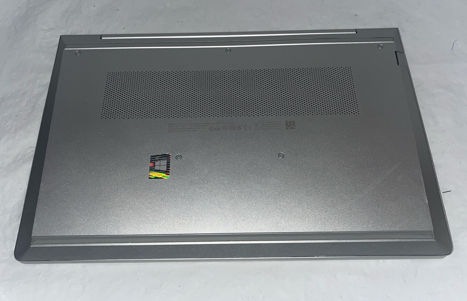 HP ProBook 440 G8 14″ i5-1135G7@2.4GHz, 16GB RAM, 256GB M2, Win 11 Pro