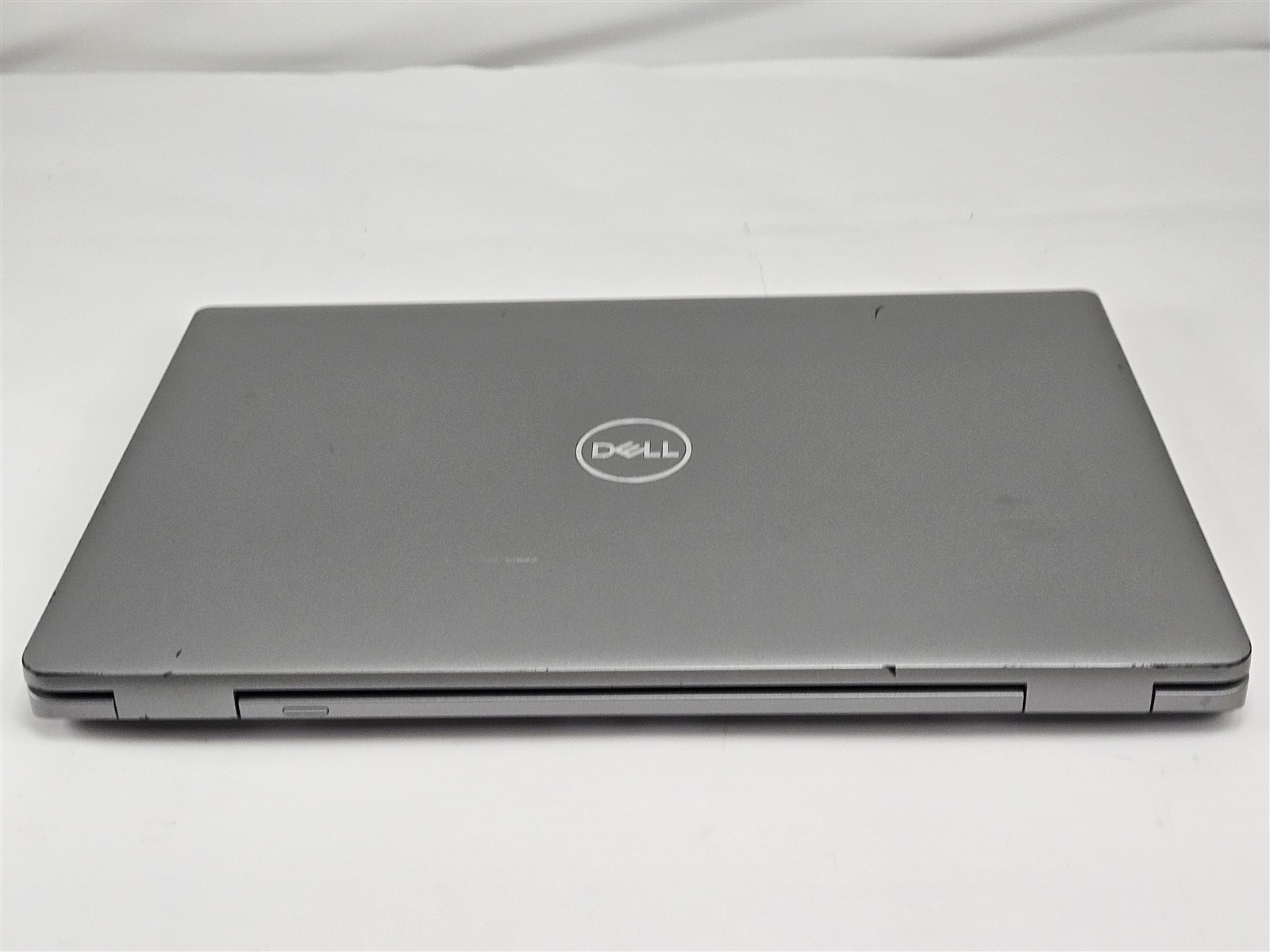 Dell Latitude 5540 i7-1370P 32GB RAM 1TB SSD 15.6″