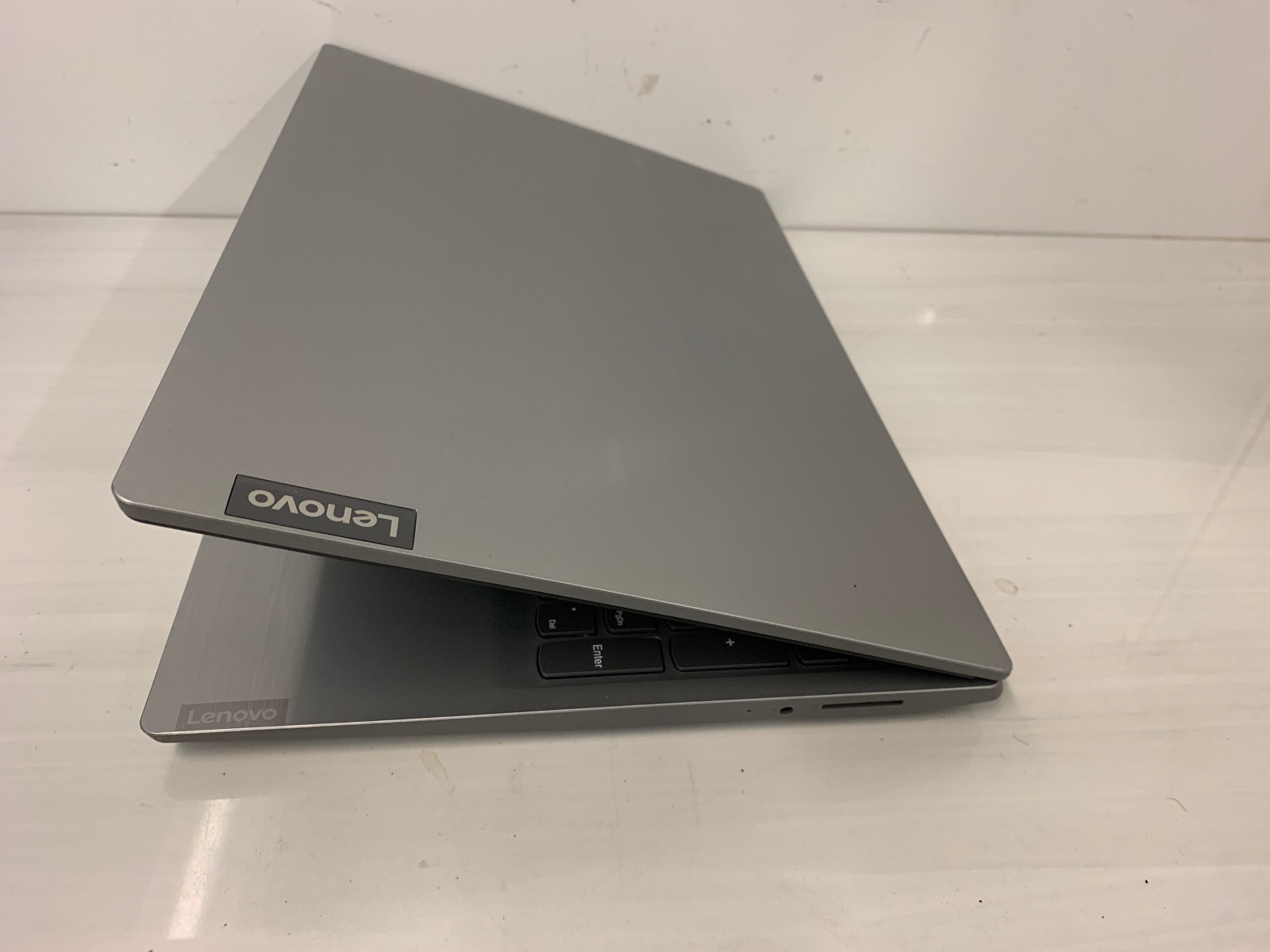 Lenovo IdeaPad S145-15API 15.6″ Laptop AMD Ryzen 3 3200U 8GB RAM 256GB SSD Win11