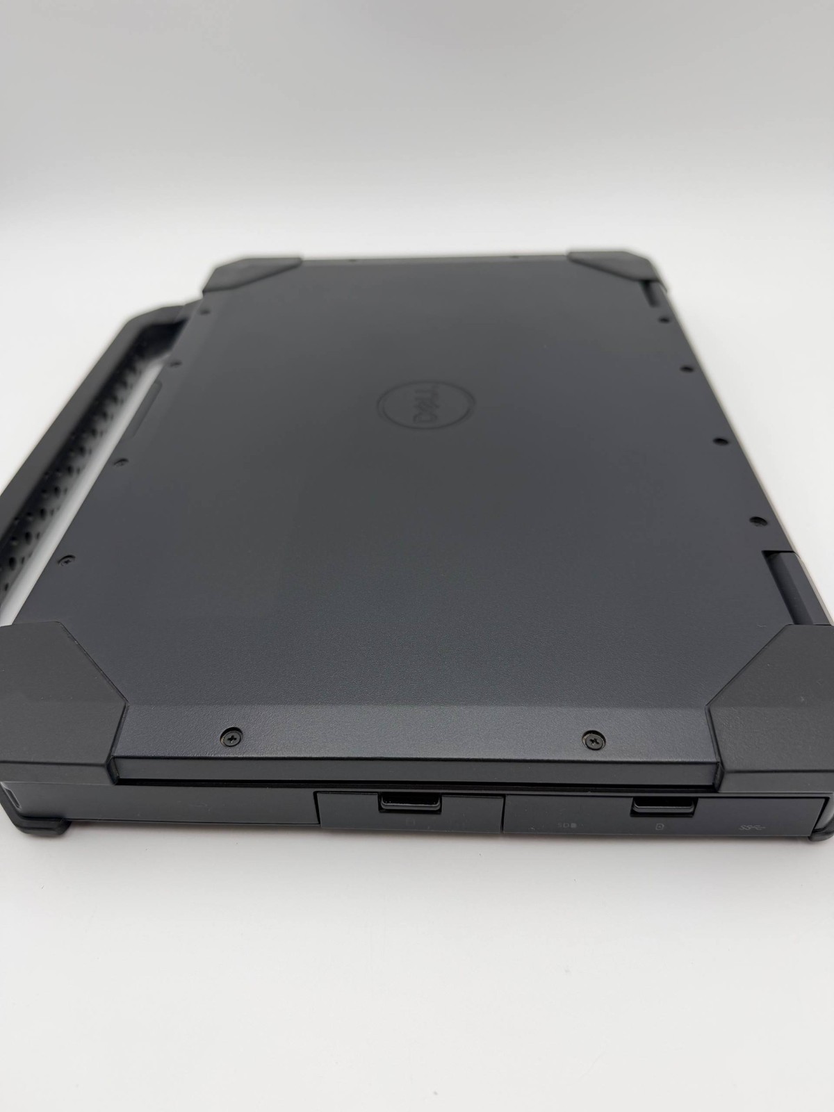Dell Latitude 5420 Rugged 14″ FullHD i5-8350U 8GB RAM 512GB SSD Win11pro