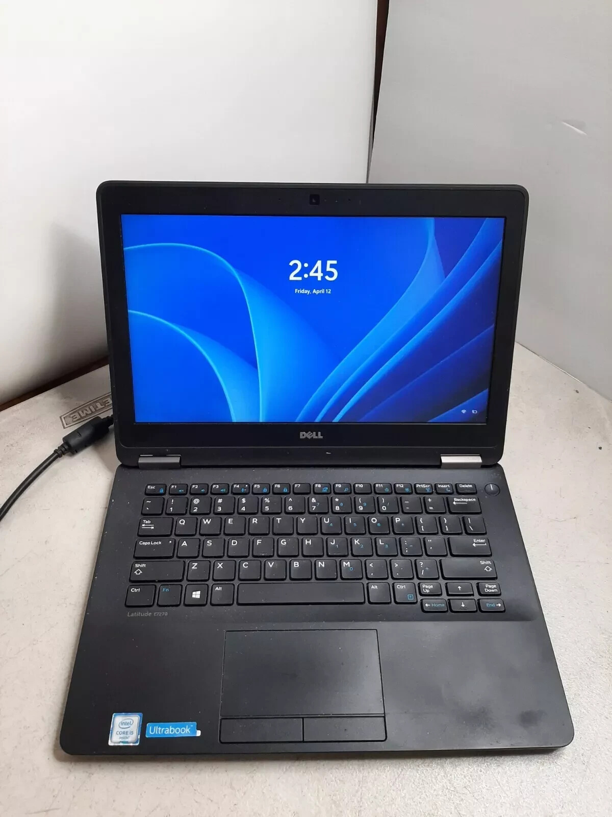 Dell Latitude E7270 Laptop 12.5″ HD Core i5 16GB RAM 256GB SSD Windows 11 WiFi