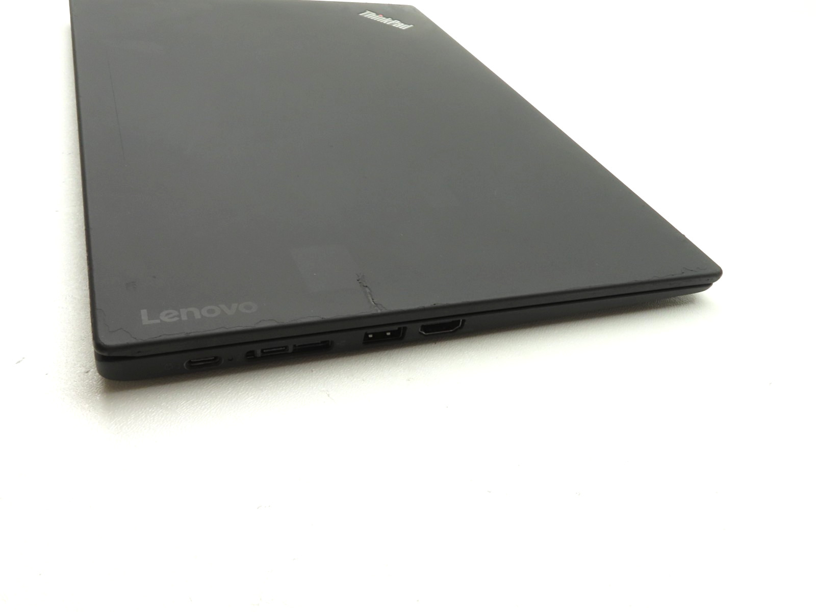 Lenovo ThinkPad X1 Carbon 6th Gen 14″ Intel i7-8650U 1.9GHz 16GB RAM 256GB SSD