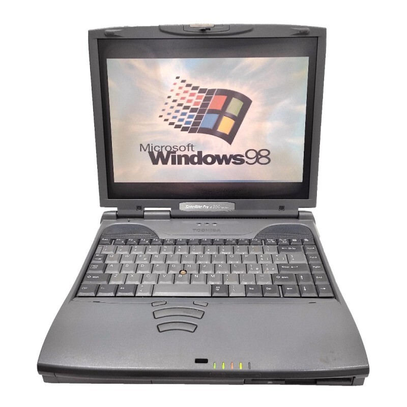 Toshiba WINDOWS 98 Serial Pentium 3 500 MHz Floppy 22014 Laptop PC Notebook