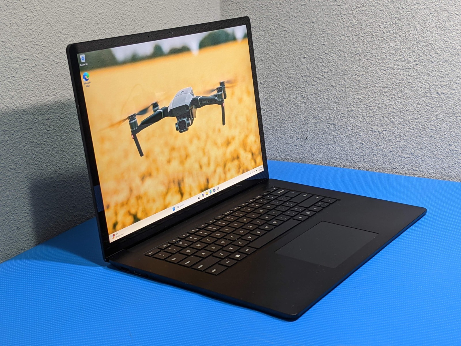 MS Surface Laptop 5 1979 15″ 2496×1664 TOUCH i7-1265U 2.7GHz 32GB 1TB Win 11Pro