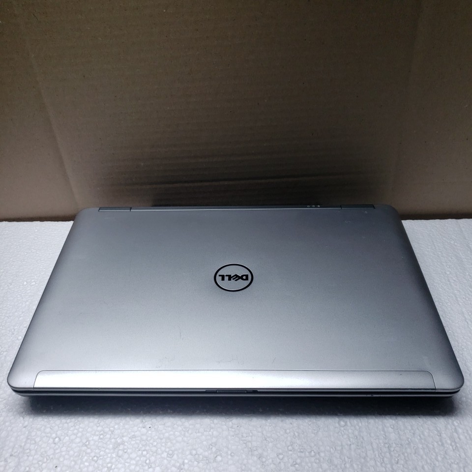 Dell Latitude E6540 15″ Core i5-4310M 2.7GHz 8GB 256GB SSD Webcam Win 10 Laptop